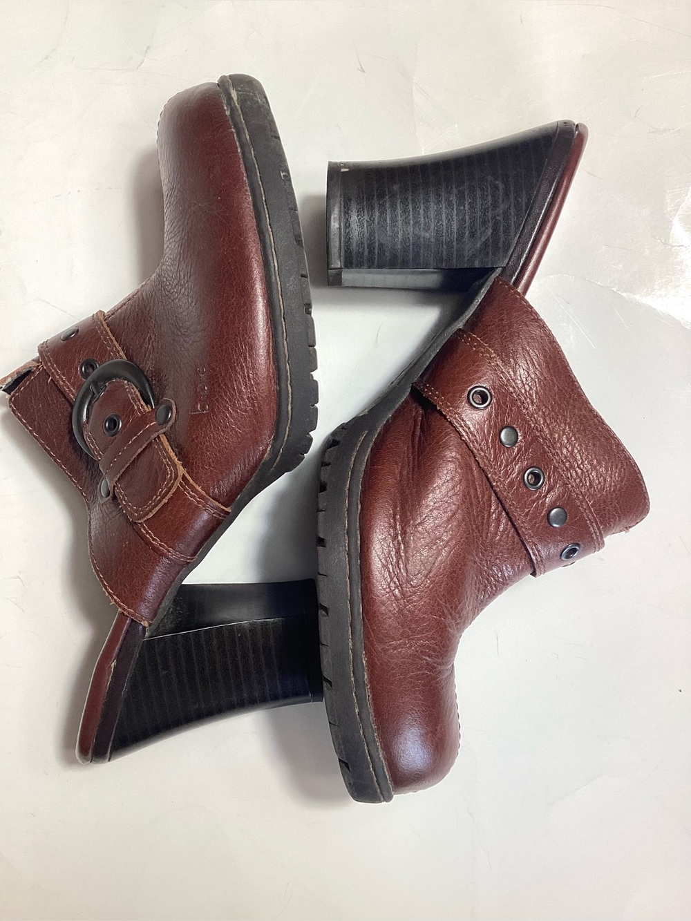 Born BOC Y2K Buckle Strap Leather Heeled Clog Mules 8/39 - Picture 2 of 16